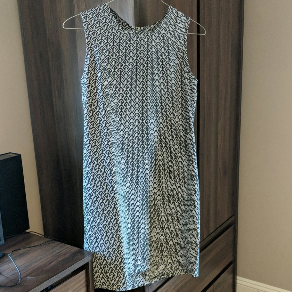 Adrienne Vittadini sleeveless dress